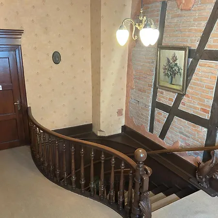 Lejlighed Grosszuegige Zentrale Altbauwohnung Neustrelitz