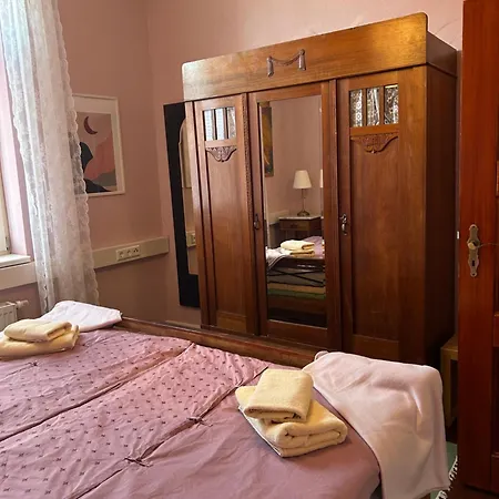 Lejlighed Grosszuegige Zentrale Altbauwohnung *