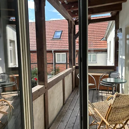 Grosszuegige Zentrale Altbauwohnung